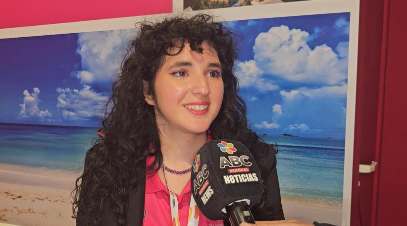 FIT 2026: Antigua y Barbuda llega a Buenos Aires con 365 playas, arena rosa y una propuesta que va mucho más allá del sol y playa.