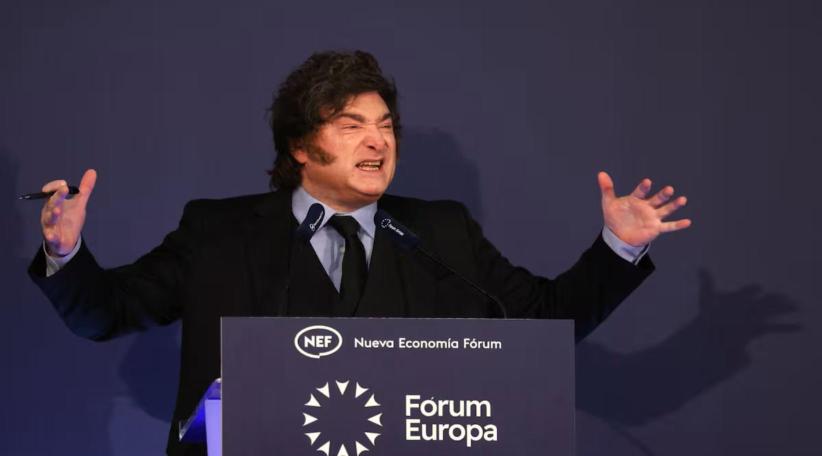 Milei llama “impresentable dictador” a Pedro Sánchez y pide sacar a los socialistas “a patadas”.