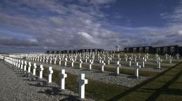 “Cerrar el duelo”: familiares de soldados de Malvinas viajan para homenajearlos