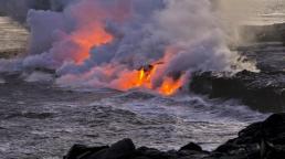 Hawaii's Kilauea volcano erupts