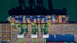 Trade war: Trump raises tariffs on $200bn of Chinese goods