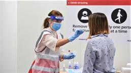 Covid-19: First UK airport coronavirus testing begins