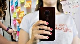 En el Día Internacional de la Mujer y la Niña en la Ciencia, que se celebra cada año el 11 de febrero, Chicas en Tecnología y Motorola comparten la primera investigación exploratoria realizada en Argentina sobre el uso que las mujeres de diferentes edades le dan a su celular