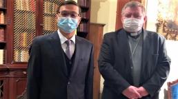 Representante de Taiwán en Argentina envía saludos al papa Francisco durante visita a nuncio apostólico