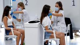 España baja de riesgo extremo a riesgo alto con una incidencia de 242 casos de COVID