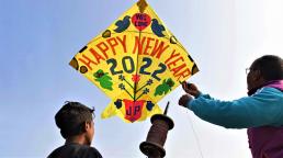 El año 2021 termina con el doble de casos pero la esperanza de una menor letalidad