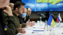 Zelensky signals readiness for new talks if Mariupol troops are not harmed