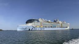 Royal Caribbean's ICON OF THE SEAS sets sail for the first time 