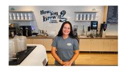 How You Brewin' Coffee Company: Un encantador lugar para desayunar cerca del muelle de Pompano Beach