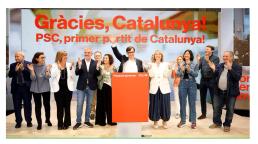 El PSC de Salvador Illa emerge victorioso en las elecciones catalanas, dejando un Parlamento sin mayoría independentista