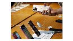 Trump Exempts Tariffs on Smartphones, Computers, and Key Chips — Apple & Nvidia Breathe Easy