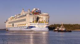 “Star of the Seas”, el nuevo gigante de Royal Caribbean, surca por primera vez el océano