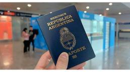 Alerta para quienes van a viajar con pasaporte argentino: emitieron miles de documentos con fallas y ahora piden que los devuelvan