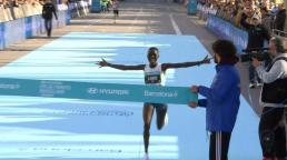 La keniana Chemnung rompe el récord femenino en la Media Maratón de Barcelona .