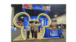 IPW 2026: Disney Destinations revela las grandes novedades de sus parques y presenta la nueva montaña rusa de los Muppets.