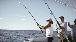Pompano Beach vive para a pesca: charters, píeres e torneios de caiaque radical.