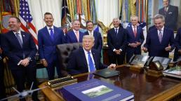  Travel industry asks White House to set 100M visitor target.