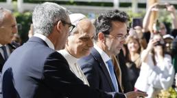 Pope Leo XIV Diagnosed With Lung Cancer After Successful Surgery, Vatican Confirms.
