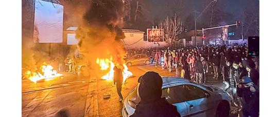 Armed Clashes Erupt in Tehran as Anti-Regime Protests Intensify and Trump Warns Iran.