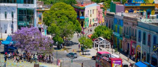 La Ciudad de Buenos Aires se prepara para un fin de semana largo de Carnaval con música, deporte y cultura.