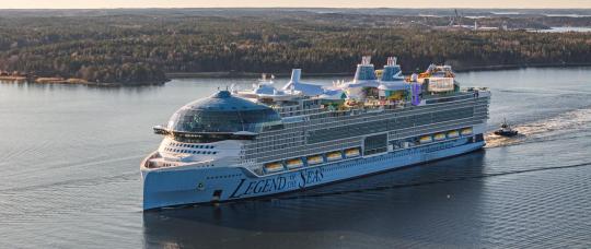 Royal Caribbean inicia las pruebas en el mar del Legend of the Seas antes de su debut.