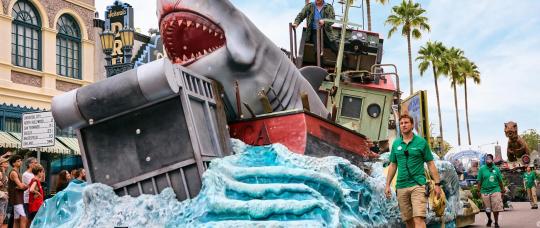 Universal Orlando Resort lanza promoción con dos días gratis y anuncia un verano repleto de experiencias cinematográficas.