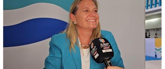 Caitlan Etchevers, Senior Corporate Communications Manager at Visit Lauderdale.