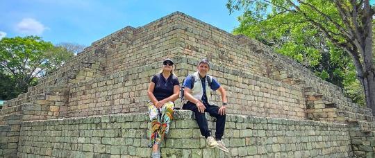 Copán Ruinas: la experiencia de caminar entre pirámides mayas y explorar los túneles de una civilización milenaria.