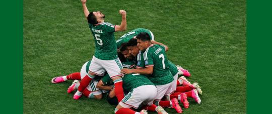 México derrota 2-0 a Ecuador y avanza a los octavos de final del Mundial 2026.