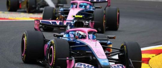 Colapinto fue el Messi de la F1 en Bélgica con una largada perfecta y una maniobra genial de sobrepaso.