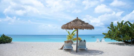 CHTA selecciona a Florida International University para realizar un estudio sobre la demanda turística en el Caribe.