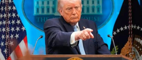 Trump advierte que un nuevo conflicto por las Malvinas sería un “desastre potencial” y se ofrece a intervenir.