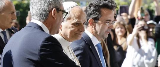 Pope Leo XIV Diagnosed With Lung Cancer After Successful Surgery, Vatican Confirms.