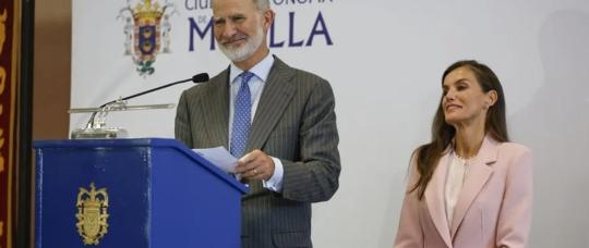 Felipe VI reafirma la soberanía española en Ceuta y Melilla y pide a Marruecos una relación basada en la confianza.