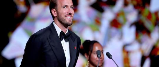 Harry Kane gana el Balón de Oro 2026 y Lionel Messi termina quinto en la votación.